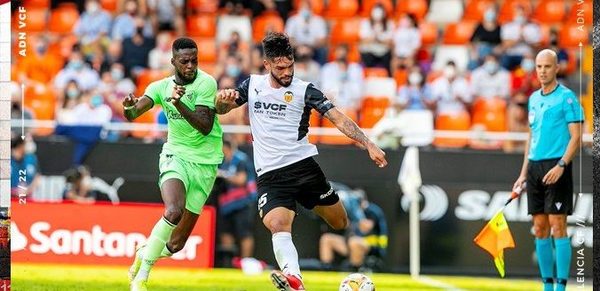 El Valencia de Alderete roza la hazaña con un agónico empate ante el Bilbao