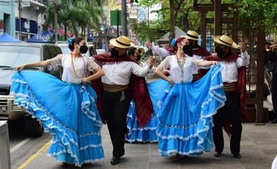 Diario HOY | Folklore y Feria gastronómica latinoamericana en la Costanera de Asunción