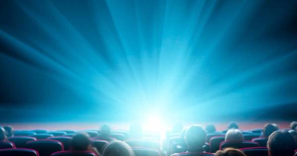 La Nación / Mis abuelas iban al cine (Un tiempo en dos relatos)