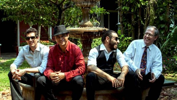 Recital de Ndavarú  con  el género musical avanzada