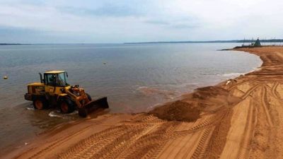 Encarnación alista sus playas para la temporada veraniega