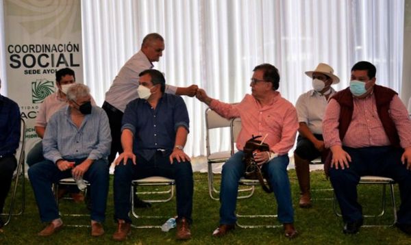 Organizaciones campesinas recuerdan que el gobierno de Nicanor entregó 245 mil hectáreas al sector - El Trueno