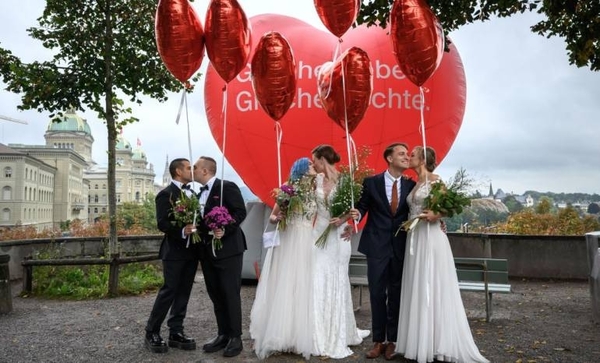 Diario HOY | Suiza dice sí al matrimonio homosexual en un referéndum, según sondeo preliminar