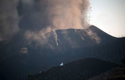 España: volcán canario se estabiliza tras una semana en erupción - Mundo - ABC Color