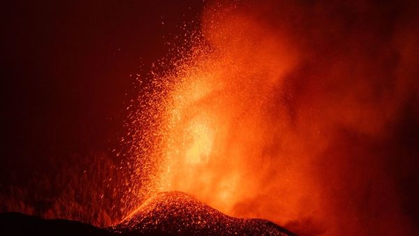 El volcán canario se estabiliza tras una semana en erupción - El Independiente