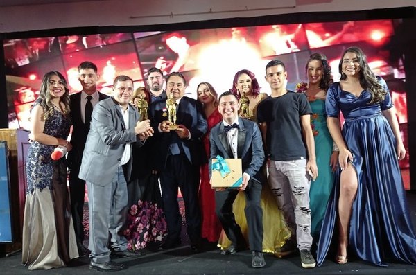 Crónica / Entregaron Premio Paraná Interior 2021