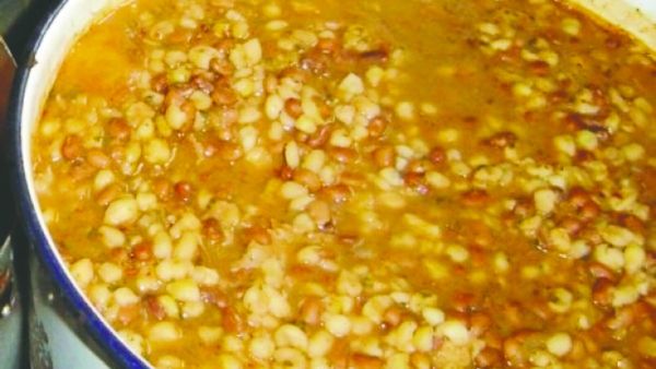 Pondrán más locro que poroto en el jopará
