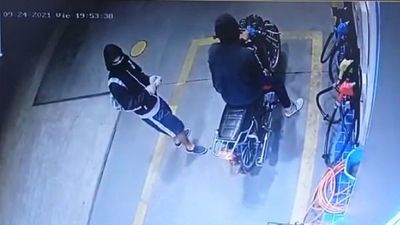Delincuentes roban a playero de una estación de servicios en Luque