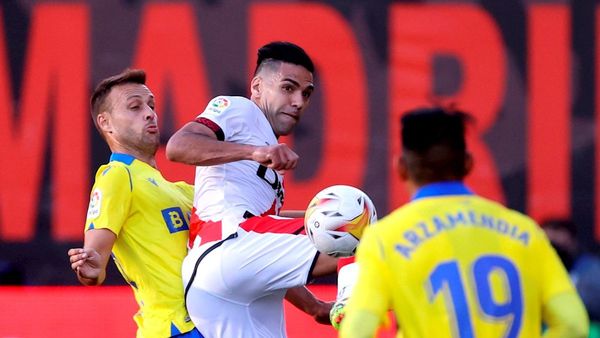 Radamel Falcao impulsa al Rayo