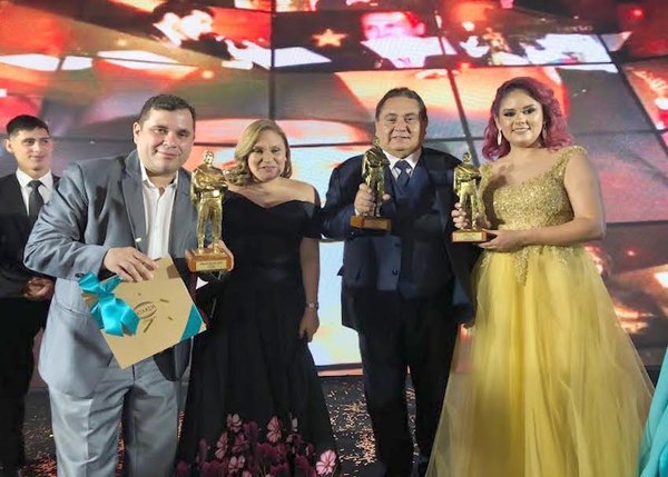 Crónica / ¡El PARANÁ DE ORO! “Este premio confirma el éxito de lo que hacemos”