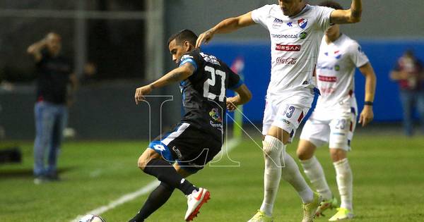 La Nación / Nacional y “12” se anulan con empate