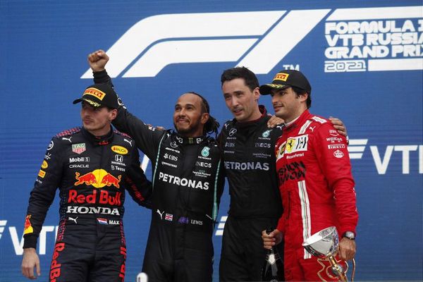 Hamilton alcanza los 100 triunfos en la Fórmula 1 - Automovilismo - ABC Color