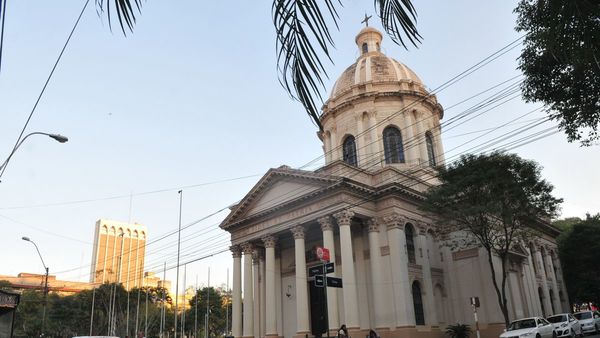 Visitas guiadas se ofrecen en el Panteón y el Museo Bogarín