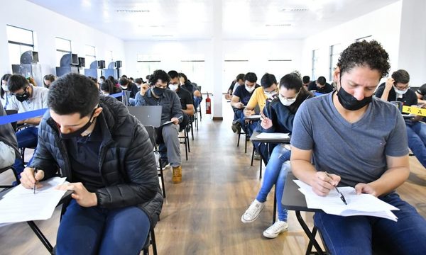 Ayer finalizó evaluación teórica a postulantes del Proceso Selectivo Externo 2021 de Itaipú – Diario TNPRESS