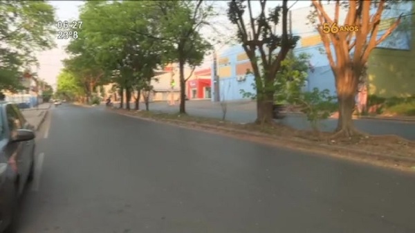 Denuncian robo de vehículo frente a una vivienda en San Lorenzo - SNT
