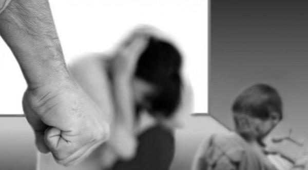 Imputan a un hombre que agredió y amenazó de muerte a su pareja e hijos – Prensa 5