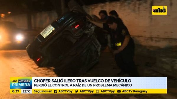 Chofer salió ileso tras vuelco de vehículo - ABC Noticias - ABC Color