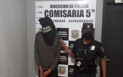 Atrapan a ladrón de focos en Hernandarias - La Clave