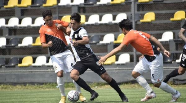 Tacuary cumple y sueña con volver a Primera