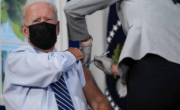 Diario HOY | Biden recibió la tercera dosis de la vacuna contra el covid