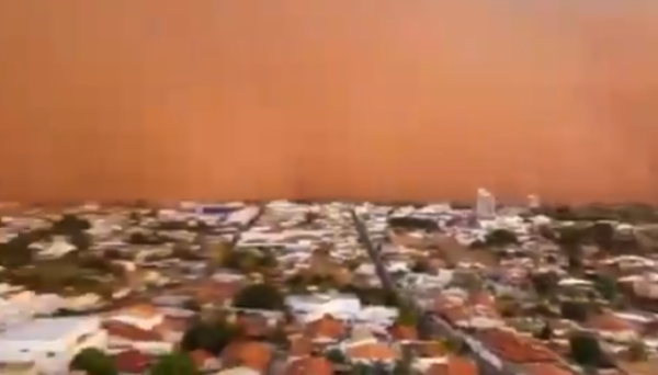 Diario HOY | VIDEO | Imponente tormenta de arena causó pánico en Brasil