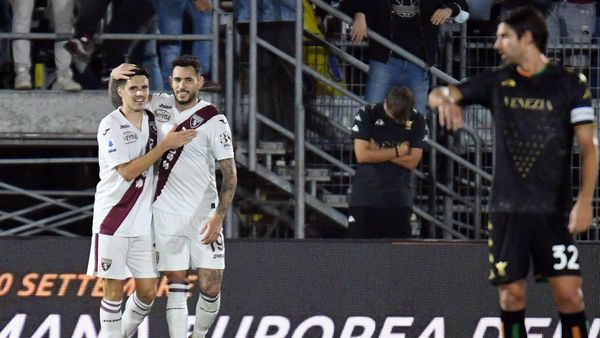 Torino de Tonny Sanabria iguala ante Venezia