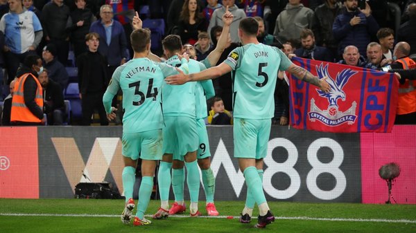 Brighton rescata un empate pero deja escapar la chance de ser líder de la Premier League