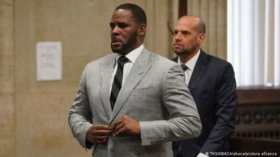 Cantante R. Kelly culpable de crimen organizado y tráfico sexual