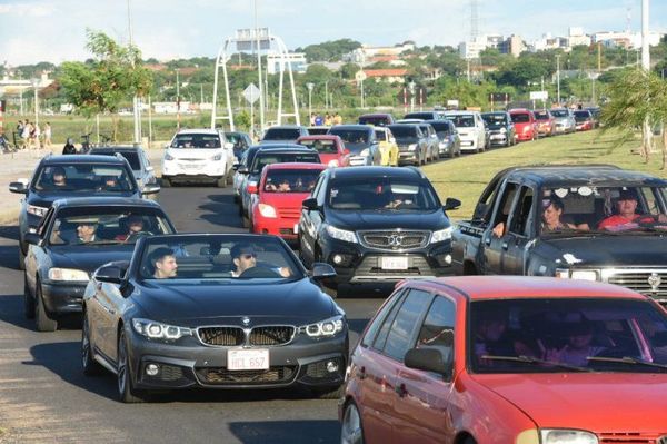 Caminera estima que 70.000 vehículos retornarán esta tarde a Asunción y Central