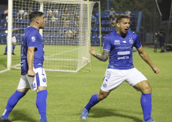 Crónica / TRIUNFO VARBARO