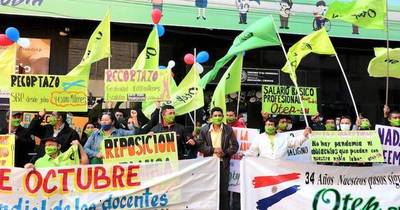La Nación / MEC propone que el aumento para los docentes sea del 8%