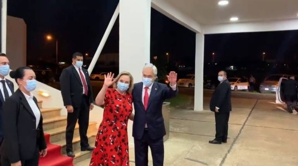 Diario HOY | Sebastián Piñera llegó a Paraguay, se reúne hoy con Abdo
