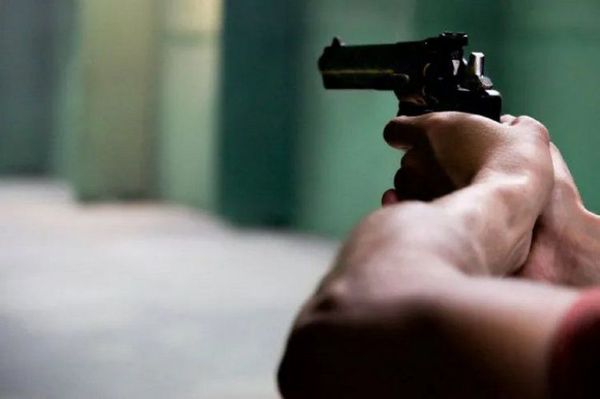 Presuntos sicarios matan de varios disparos a un hombre en San Lorenzo