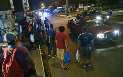 ¿Por qué no hay colectivos de noche? Esperar una hora es “normal”, según viceministro de Transporte - Nacionales - ABC Color