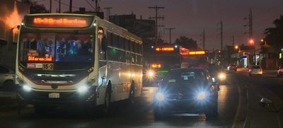 Reguladas: Esperar buses de noche es “normal” pero servicio nocturno ha mejorado, según viceministro de Transporte - La Primera Mañana - ABC Color