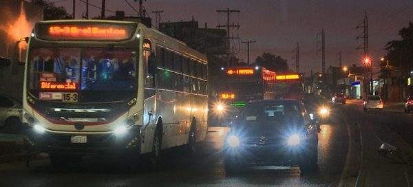 Reguladas: Esperar buses de noche es “normal” pero servicio nocturno ha mejorado, según viceministro de Transporte - La Primera Mañana - ABC Color