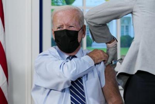 Aplicaron tercera dosis anticovid a Joe Biden