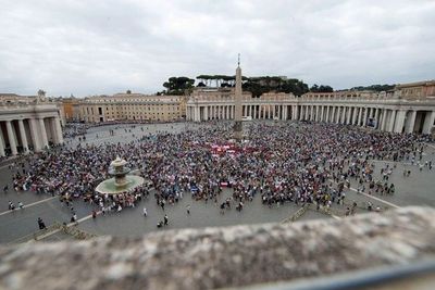 El Vaticano suspenderá el sueldo a empleados que no presenten pase sanitario - Mundo - ABC Color