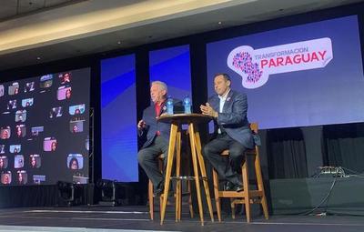“7 Millones”: segundo día de conferencias sobre liderazgo