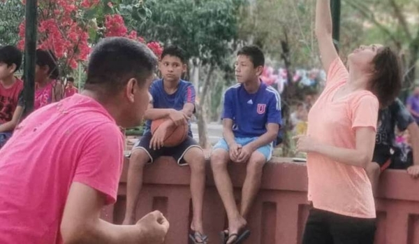 Diario HOY | "Teatro en la calle", en el microcentro asunceno