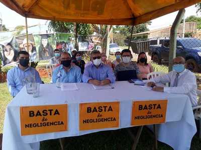 Conformarán “coordinadora de familiares de víctimas de negligencia médica” - La Clave