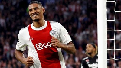 El Ajax doblega al Besiktas