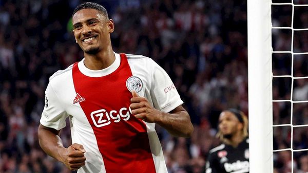 El Ajax doblega al Besiktas