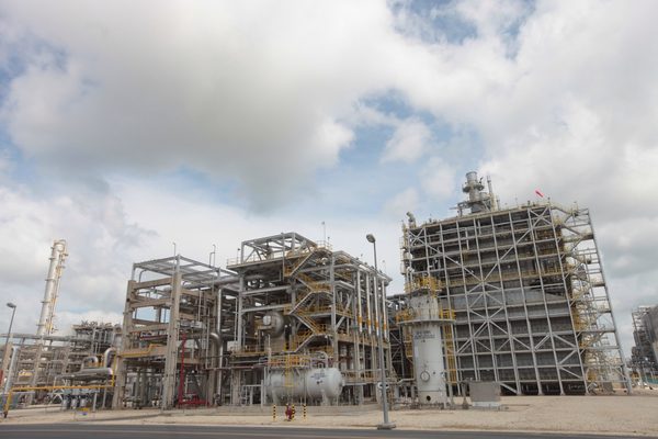 Pemex firma acuerdo con la brasileña Braskem para suministro de gas etano - MarketData
