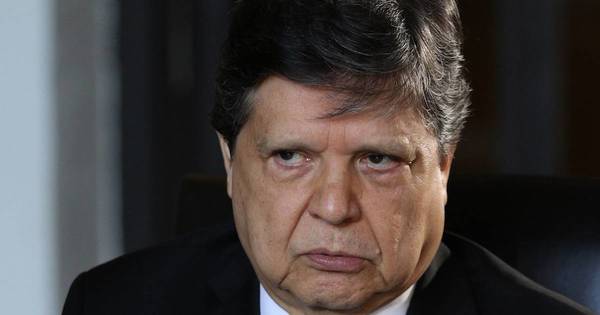 La Nación / “Anichéne oñembo lente hũ hikuái”, dijo Acevedo ante demora del gobierno argentino