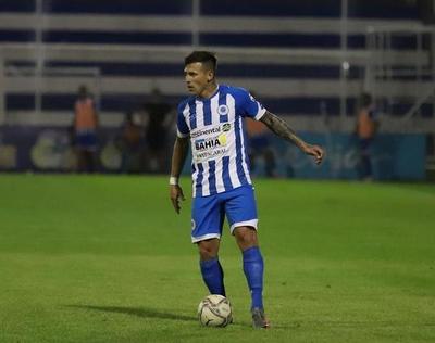 Víctor Ayala: "Dimos un golpe muy fuerte a uno de los mejores equipos"