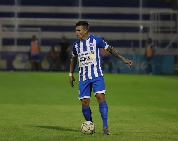 Víctor Ayala: "Dimos un golpe muy fuerte a uno de los mejores equipos"