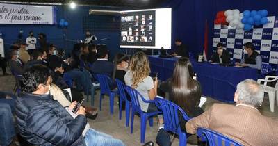 La Nación / Directorio del PLRA aprueba préstamos a favor de candidatos