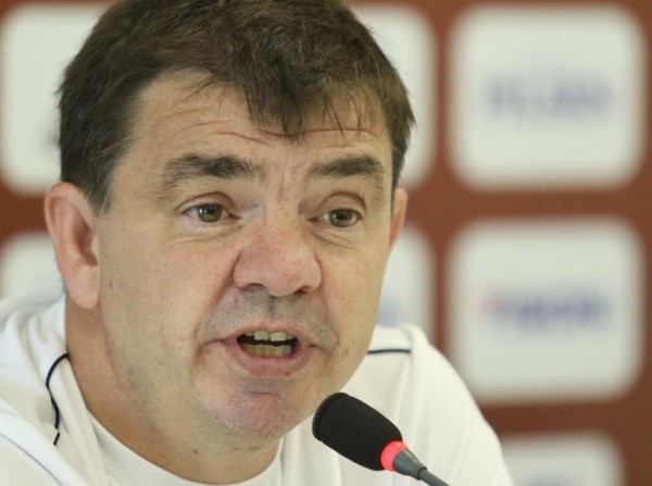 Ernesto Marcucci: “La predisposición de los jugadores es extraordinaria” - APF