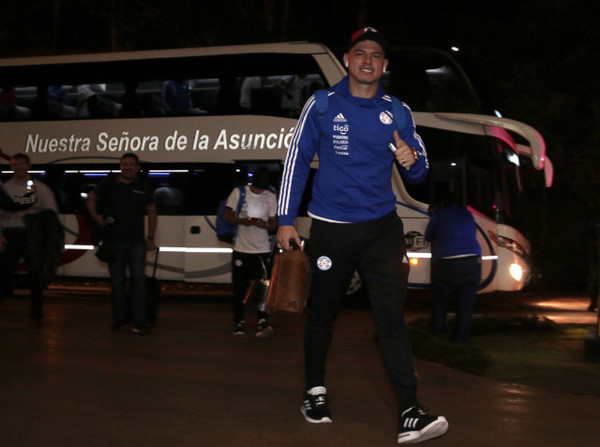 La Albirroja recibe a Honduras en el Este - APF